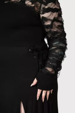 Willa Long Sleeve Top 15 Willa Long Sleeve Top -Creepsville Horror Shop WILLA LONG SLEEVE TOP C a5e00ec5