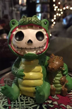 Chompsy The Crocodile Statue 11 Chompsy The Crocodile Statue -Creepsville Horror Shop ergergegerg