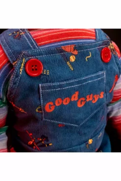 TRICK OR TREAT STUDIOS Ultimate Chucky Doll [Lifesize 29"] -Creepsville Horror Shop uc clothesdetail